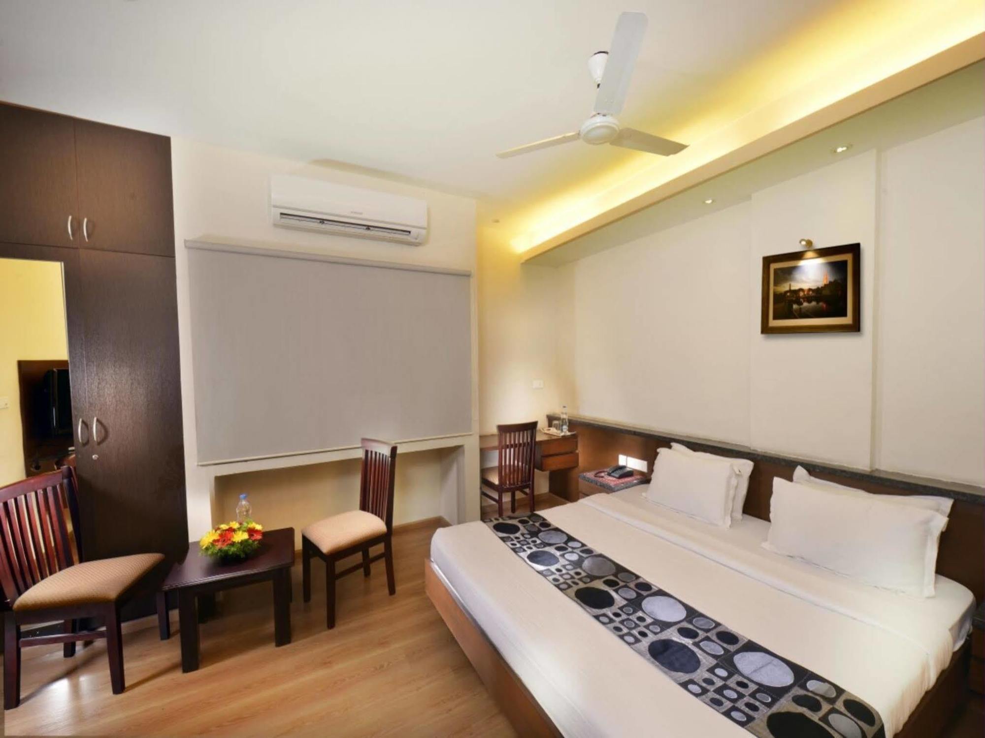 Capital O 64773 Horizon Heights Serviced Apartments Κοϊμπατόρε Εξωτερικό φωτογραφία